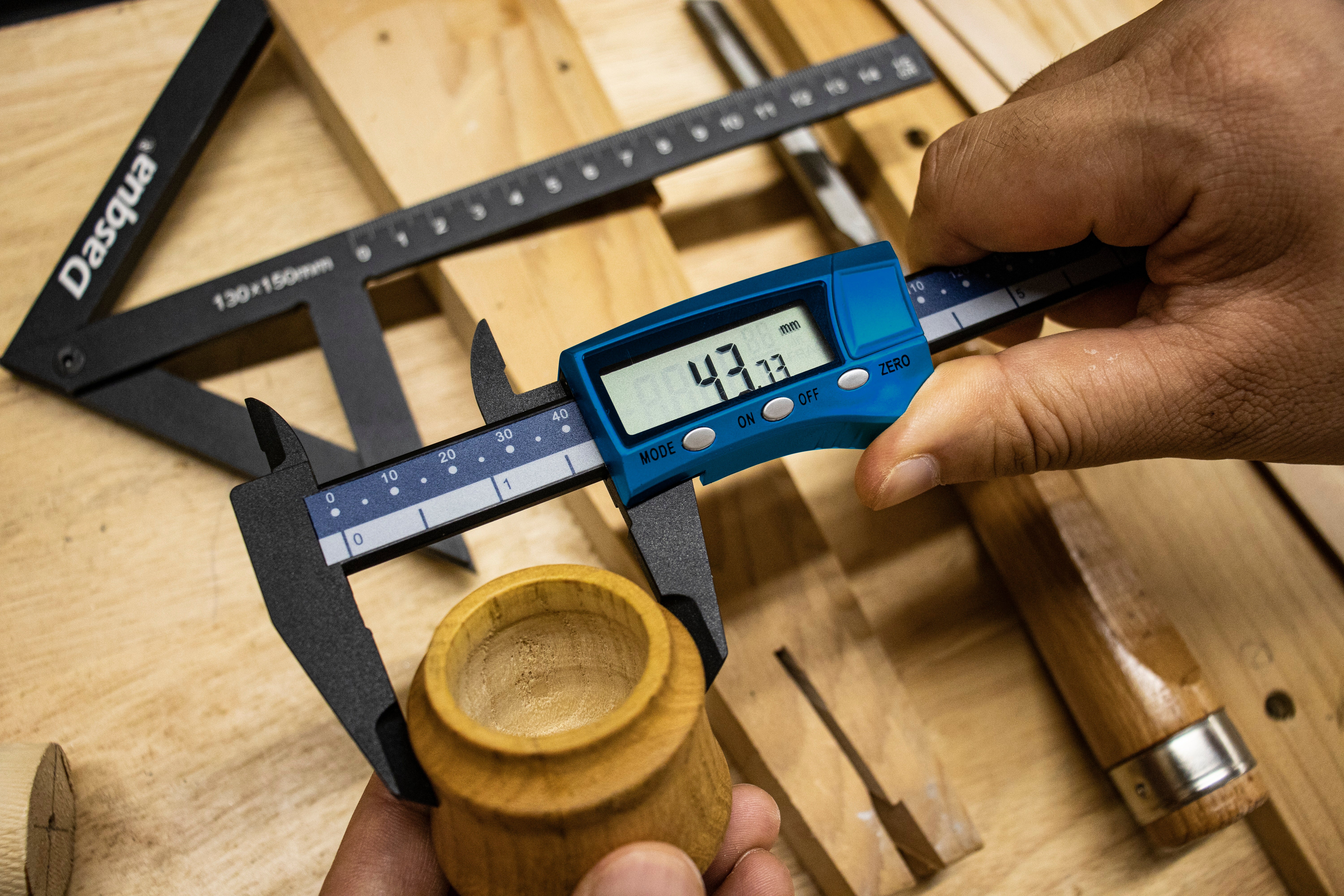 3" DIGITAL CALIPER - Image 5
