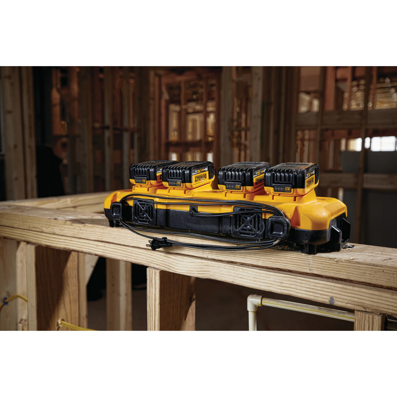 CHARGER 12V & 20V 4PORT LI-LON BATTERY D - Image 3